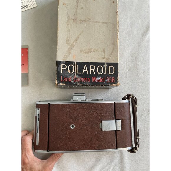 Polaroid Land Camera Model 95B With Original Box & Manuals Vintage Folding Insta - Picture 10 of 13